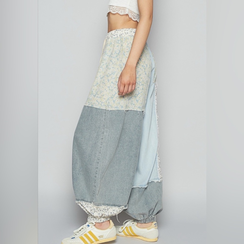 POL Floral Denim Joggers - Picture 3 of 5
